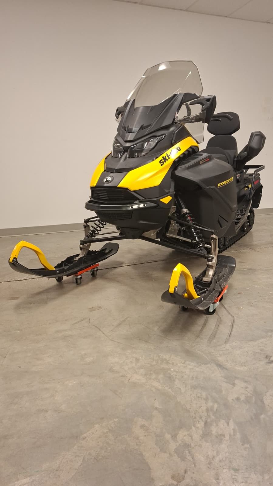Ski-Doo Expedition LE